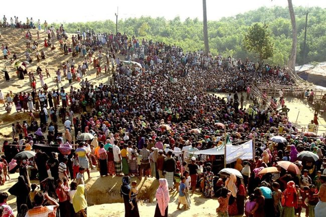 බංග්ලා­දේ­ශයේ රෝහින්ග්‍යා සර­ණා­ගත කඳ­වු­රු­වල ප්‍රචණ්ඩ ක්‍රියා