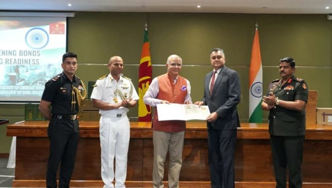 ඉන්දියානු රජයෙන් මෙරට යුද්ධ හමුදාවට හමුදා උපකරණ පරිත්‍යාගයක්