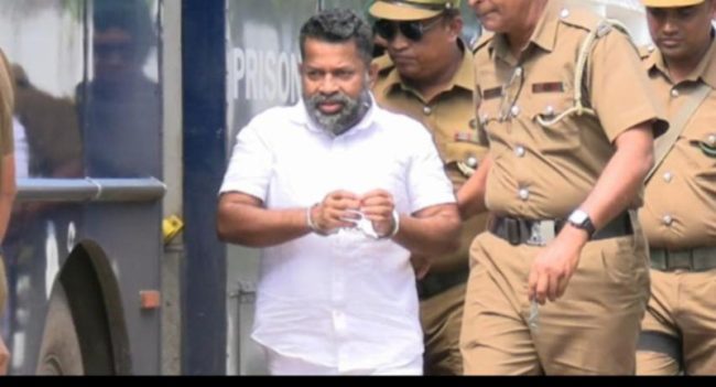 පිල්ලෙයාන් තවදුරටත් රිමාන්ඩ්
