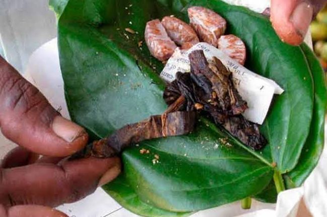 බුලත්විට සමඟ දුම්කොළ අලෙවි කරන අයට ඉදිරියේදී දැඩිව නීතිය
