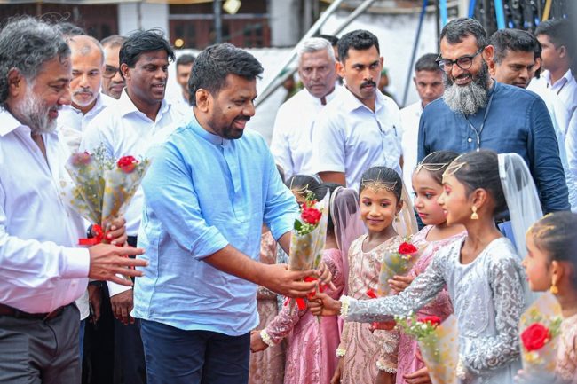 42වෙනි ජාතික මීලාද්-උන් නබි රාජ්‍ය මහෝත්සවය ජනපති ප්‍රධානත්වයෙන්