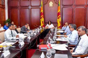 දිට්වා ආපදාවෙන් අර්ධ හානියට පත් නිවාස 50,554කට රු.මි 13,505ක්, පූර්ණ හානියට පත් නිවාස 4918කට රු.මි 11,510ක් මේ වන විටත් ලබාදී ඇත